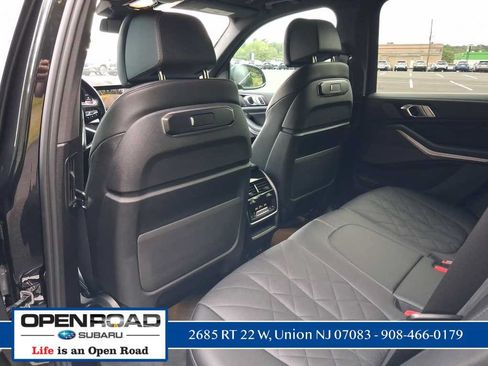 Used 2024 BMW X5 xDrive40i w/ Premium Package AWD/4WD image 21