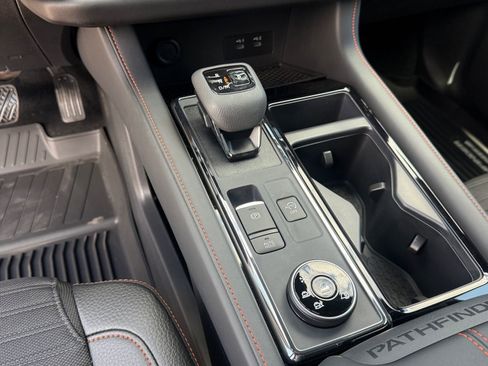 New 2026 Nissan Pathfinder Rock Creek image 24