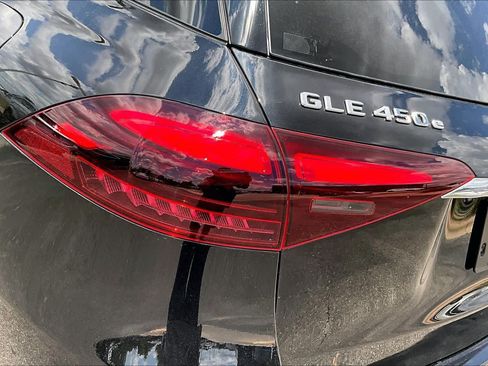 Certified 2025 Mercedes-Benz GLE 450e 4MATIC image 6