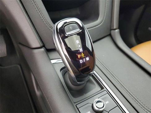 Used 2022 Cadillac XT5 Premium Luxury w/ Technology Package image 30