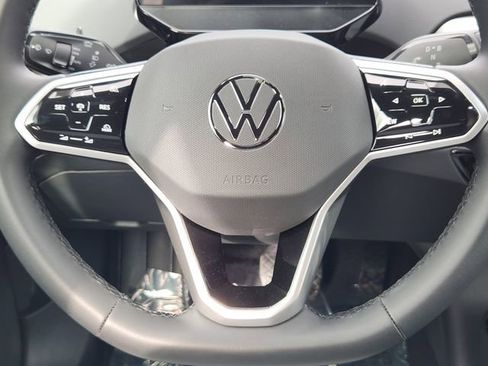 New 2026 Volkswagen ID.4 Pro image 25