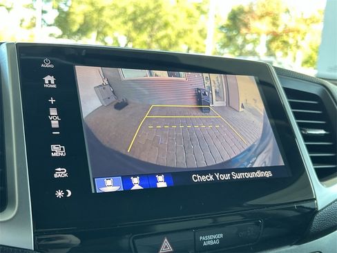 Used 2018 Honda Pilot EX-L image 25