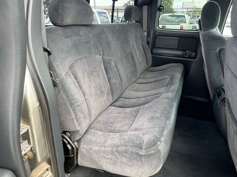 Used 2000 Chevrolet Silverado 1500 LS image 35