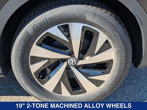 New 2025 Volkswagen ID.4 Pro image 9