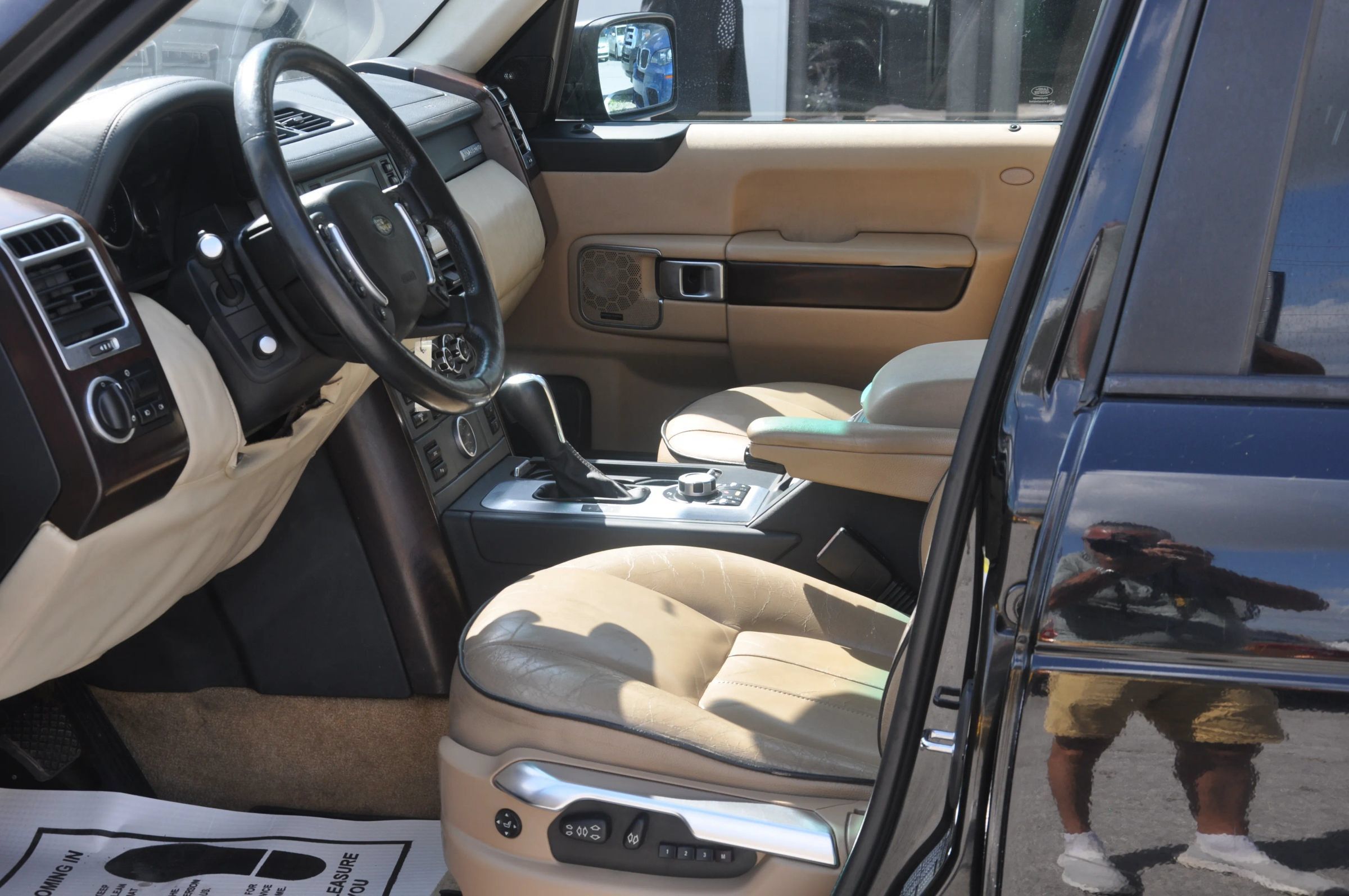 Used 2008 Land Rover Range Rover HSE AWD/4WD image 14