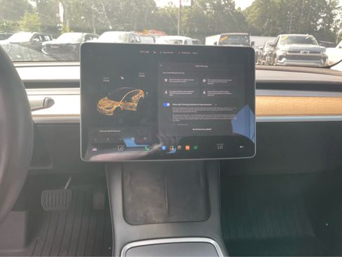 Used 2021 Tesla Model 3 Standard Range Plus RWD image 15