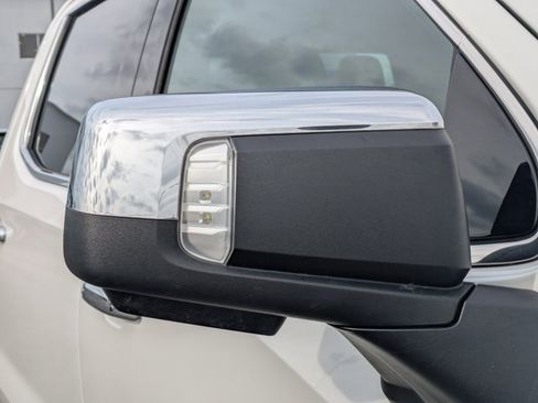 Used 2025 GMC Sierra 1500 SLT w/ SLT Premium Plus Package image 11