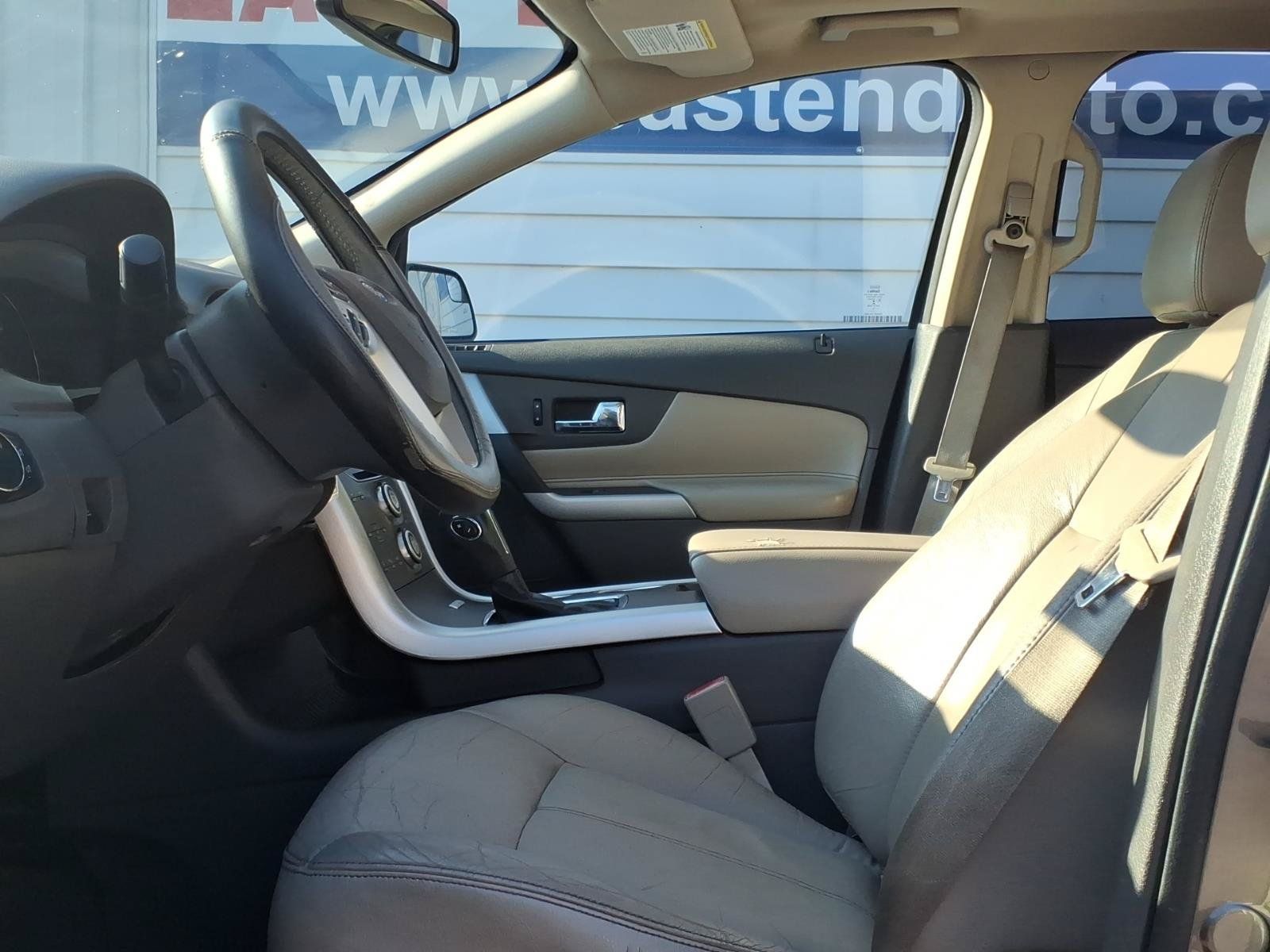 Used 2014 Ford Edge SEL w/ Equipment Group 205A AWD/4WD image 7