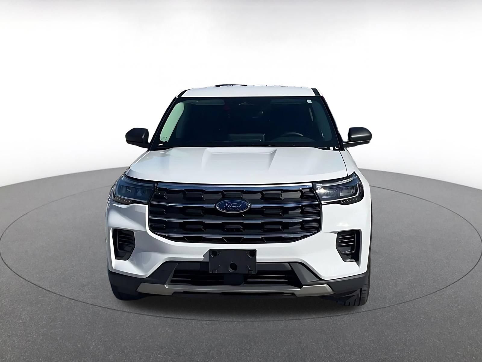 Used 2026 Ford Explorer Active RWD image 4