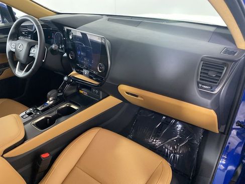 Certified 2026 Lexus NX 350 AWD w/ Accessory Package (2T) image 33