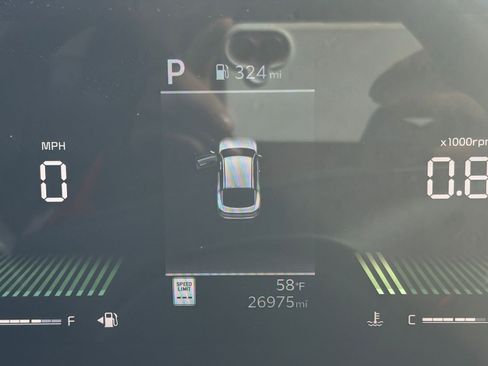 Used 2025 Kia K4 LXS image 39