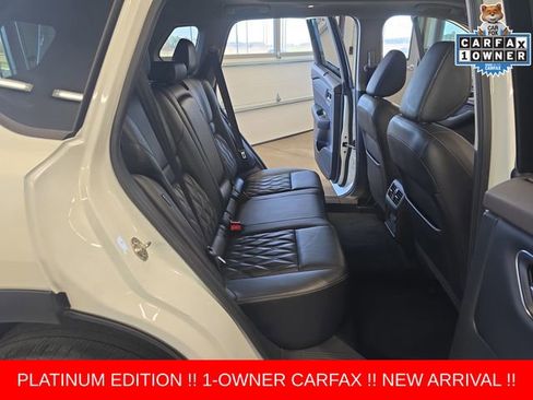 Used 2021 Nissan Rogue Platinum image 16