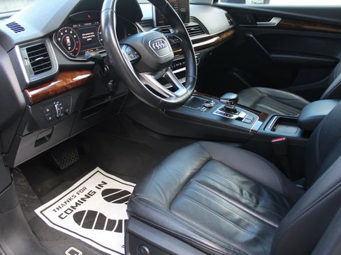 Used 2018 Audi Q5 2.0T Premium Plus w/ Premium Plus Package image 11