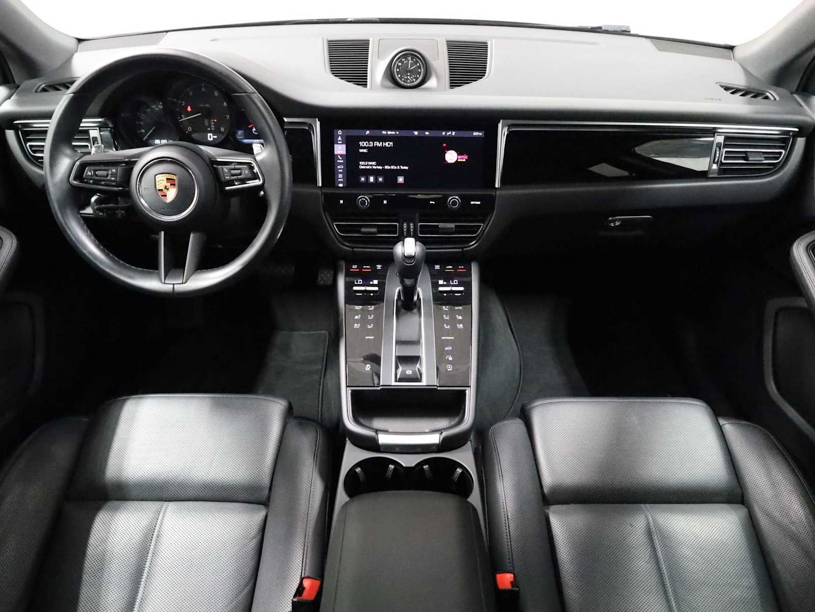 Certified 2023 Porsche Macan Turbo AWD/4WD image 26