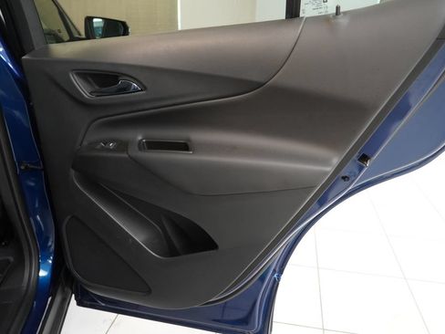 Used 2022 Chevrolet Equinox LT FWD image 32