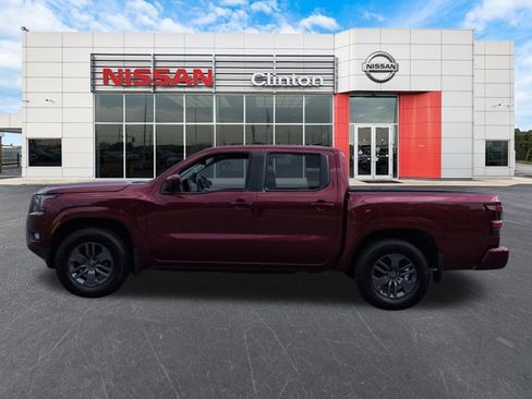 Certified 2025 Nissan Frontier SV w/ SV Convenience Package RWD image 6