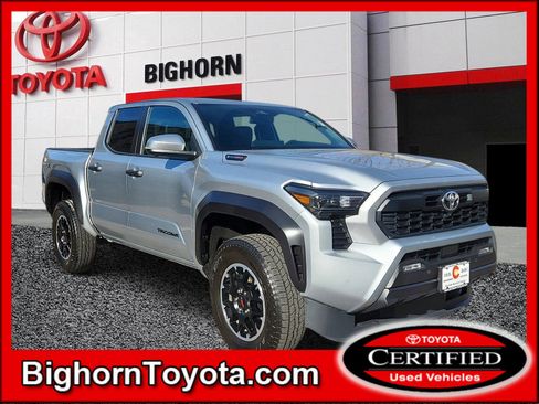 Used 2025 Toyota Tacoma TRD Off-Road w/ TRD Off Road Premium Package image 1
