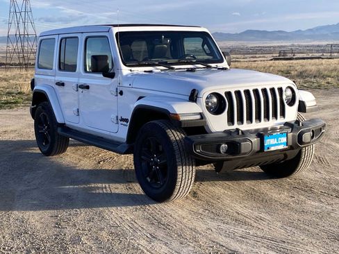 Used 2021 Jeep Wrangler Unlimited Sahara AWD/4WD image 11