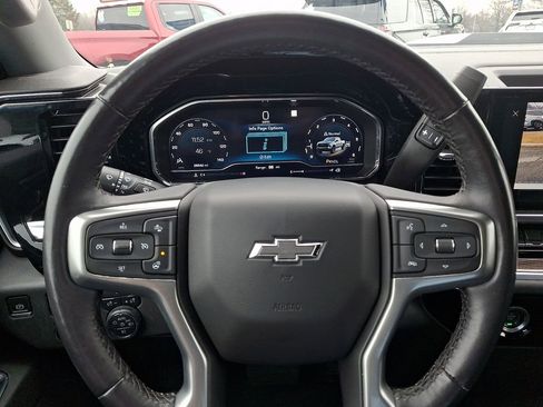 Used 2022 Chevrolet Silverado 1500 LT Trail Boss w/ Protection Package image 18