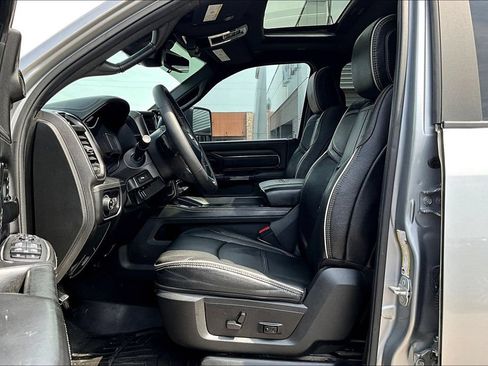 Used 2024 RAM 3500 Limited AWD/4WD image 27