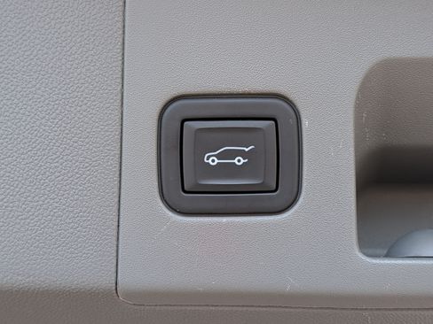 Used 2024 Cadillac XT5 Premium Luxury w/ LPO, Floor Liner Package FWD image 14