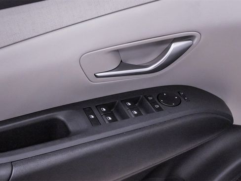 Certified 2025 Hyundai Tucson SEL image 32