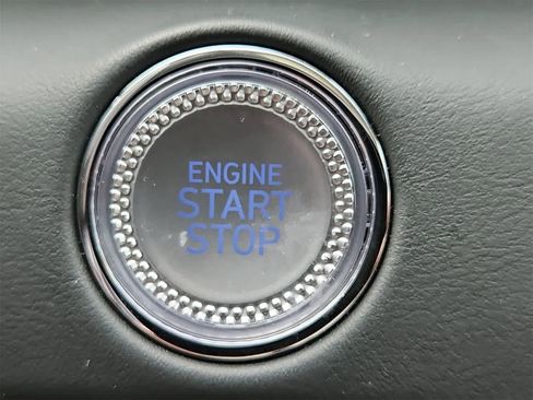 Used 2025 Genesis GV80 2.5T Select image 24