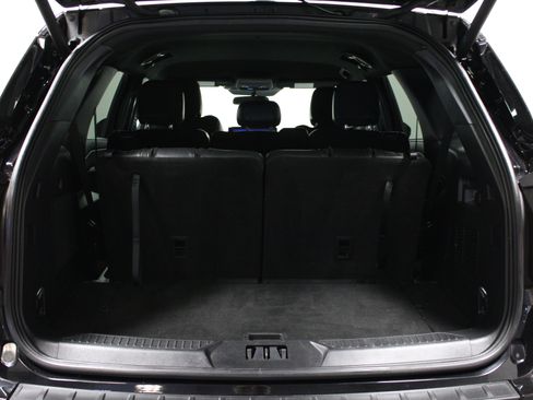 Used 2025 Ford Explorer ST-Line w/ ST-Line Street Pack AWD/4WD image 15