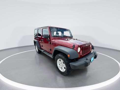 Used 2012 Jeep Wrangler Unlimited Sport AWD/4WD image 2