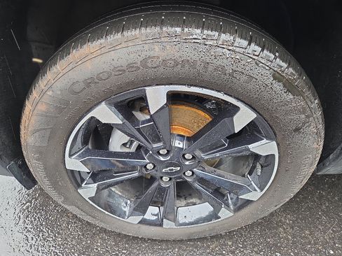 Used 2025 Chevrolet Equinox RS w/ Safety and Technology Package AWD/4WD image 12
