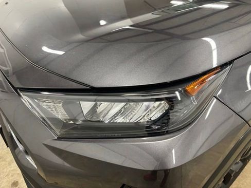 Certified 2022 Toyota RAV4 LE FWD image 8