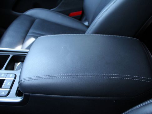 Used 2023 Kia Sorento EX image 34