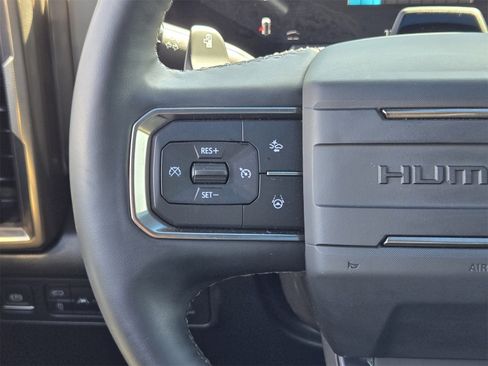 Used 2024 GMC Hummer EV 3X image 27