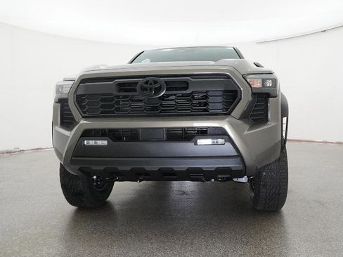 New 2026 Toyota Tacoma TRD Off-Road AWD/4WD image 18
