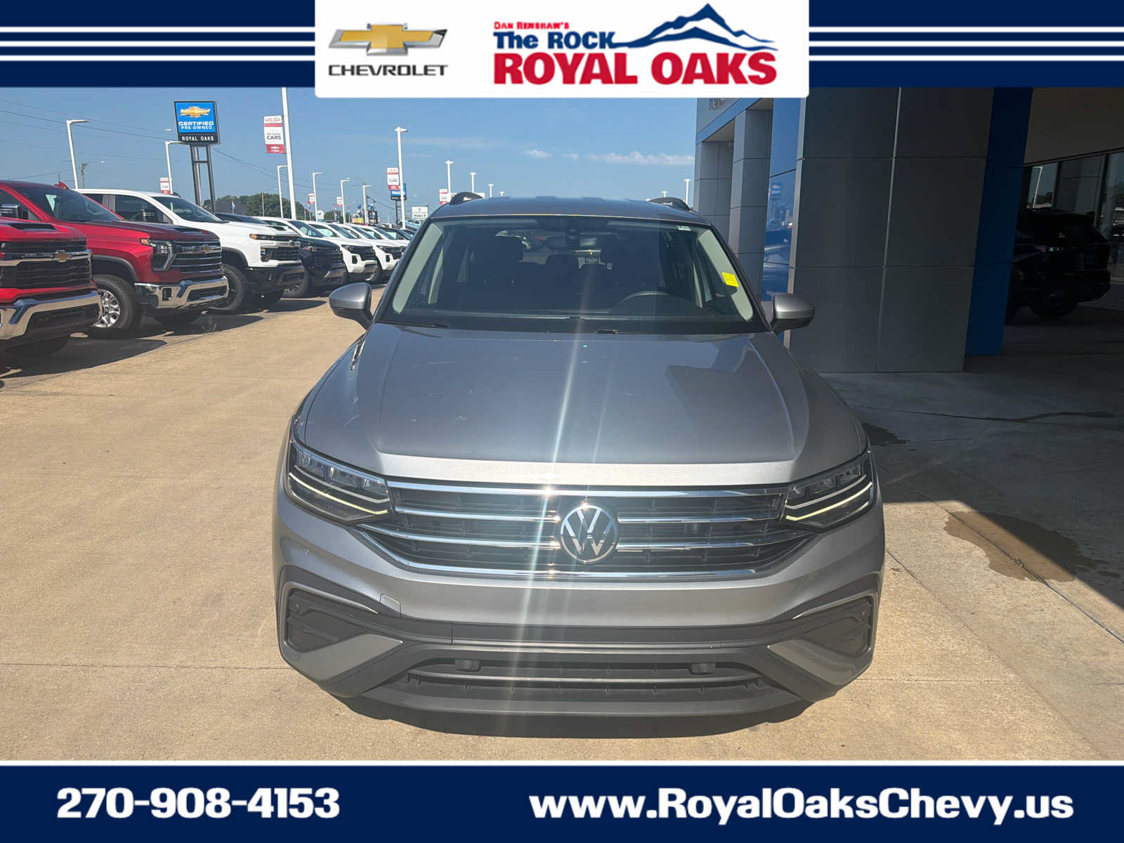 Used 2023 Volkswagen Tiguan S FWD image 9