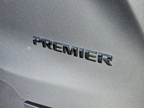 Used 2021 Chevrolet Blazer Premier w/ Driver Confidence II Package FWD image 16