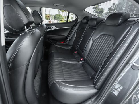 Used 2021 Genesis G70 2.0T w/ Elite Package image 38