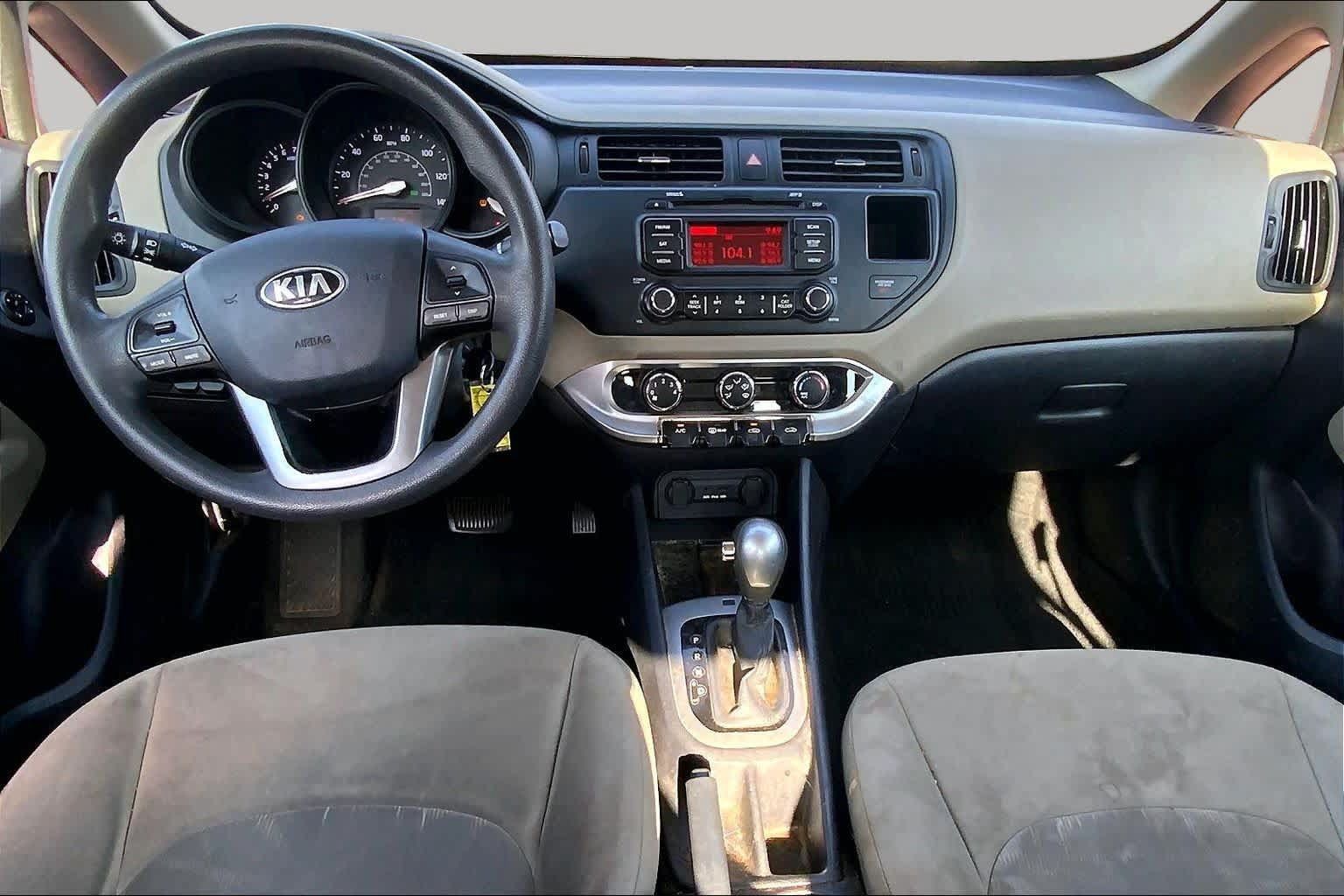 Used 2014 Kia Rio LX FWD image 14