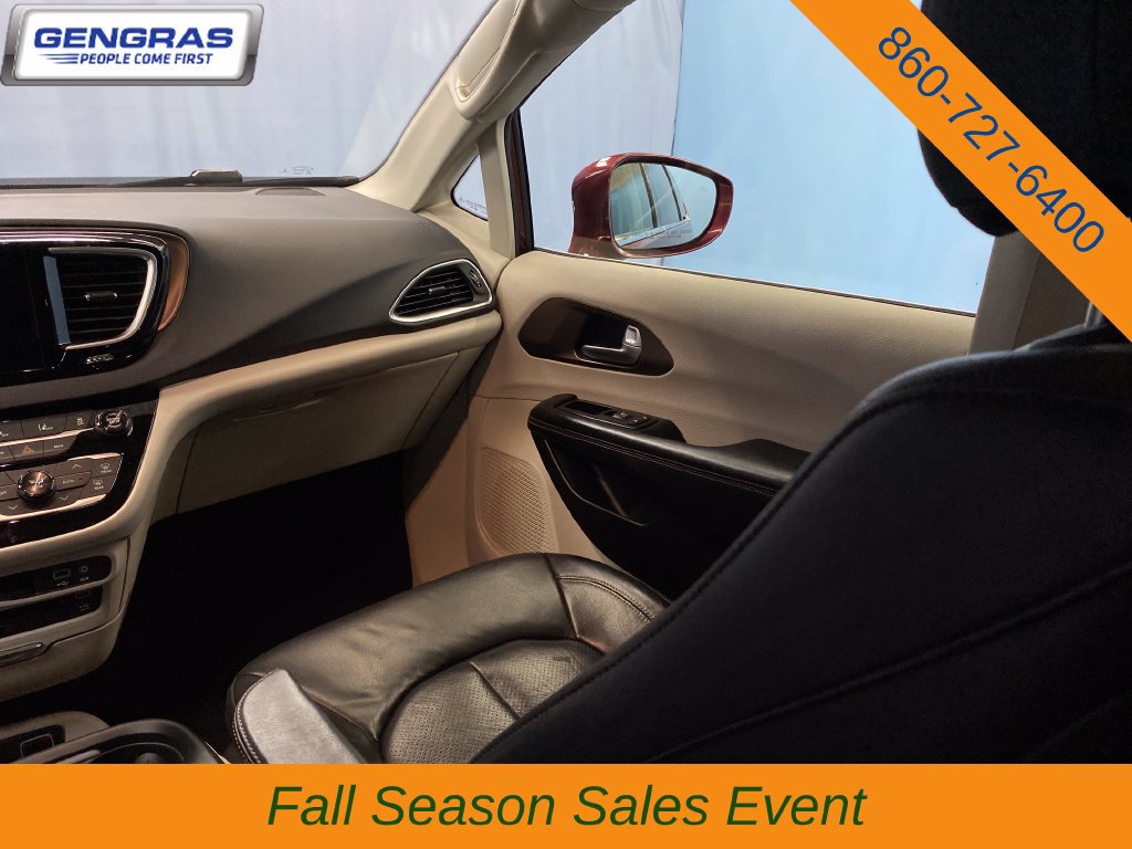 Certified 2017 Chrysler Pacifica Touring-L Plus w/ Advanced Safetytec Group FWD image 26