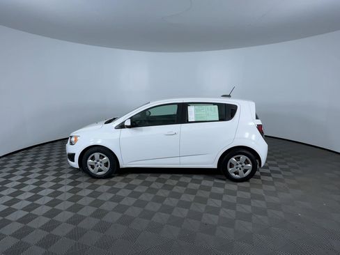 Used 2016 Chevrolet Sonic LS image 5