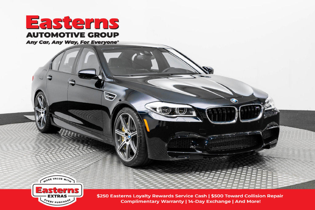 Used 2015 BMW M5 RWD image 4