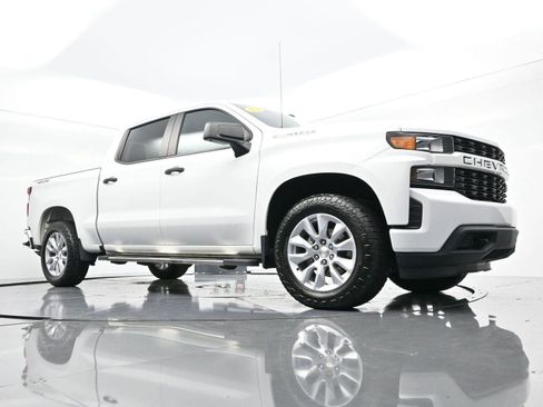 Used 2022 Chevrolet Silverado 1500 Custom w/ Safety Confidence Package image 42