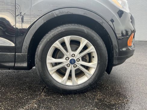 Used 2019 Ford Escape S image 27