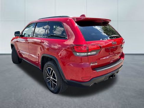 Used 2018 Jeep Grand Cherokee Trailhawk AWD/4WD image 2
