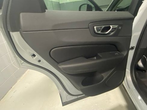 Used 2024 Volvo XC60 B5 Plus w/ Climate Package AWD/4WD image 8