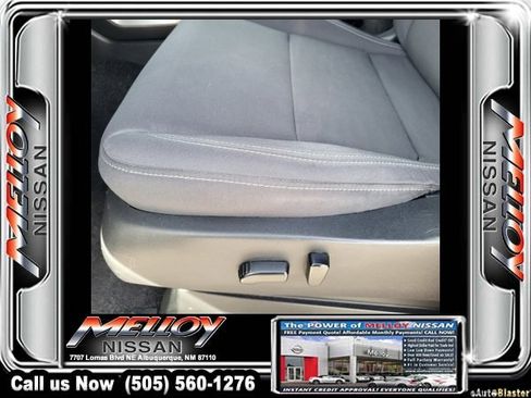 Used 2022 Nissan Frontier SV w/ Technology Package image 16