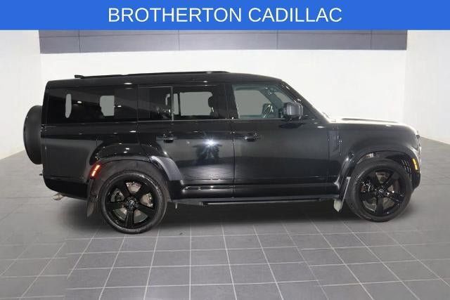 Used 2025 Land Rover Defender 130 V8 AWD/4WD image 9