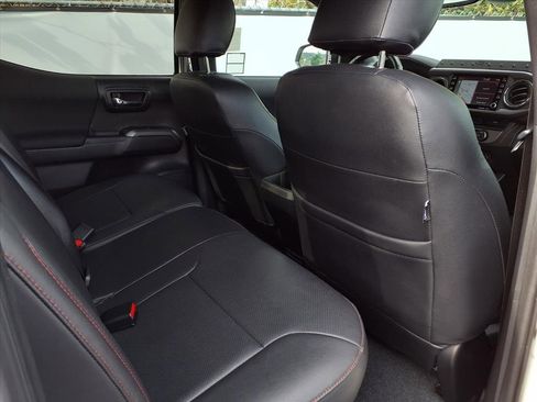 Certified 2023 Toyota Tacoma TRD Off-Road image 22