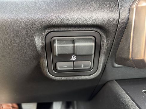 Used 2025 GMC Hummer EV 3X AWD/4WD image 26