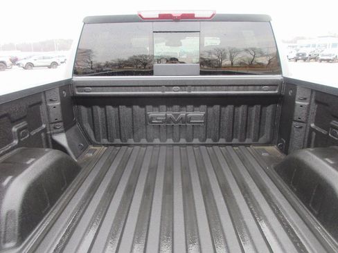 New 2026 GMC Sierra 1500 Denali AWD/4WD image 6